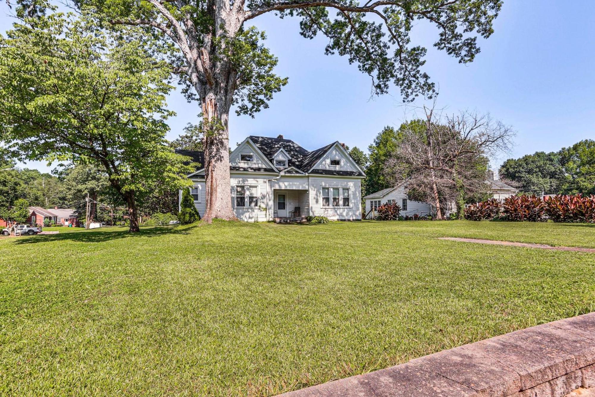 Historic Highland-Game Room & King Beds Entire Home Jackson Exterior photo